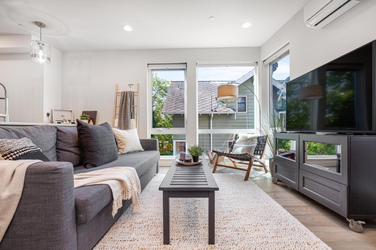 Rooftop Patio With Waterview, Private Garden & Grill 3Br 3Ba- Modern Cityscape Seattle Ngoại thất bức ảnh