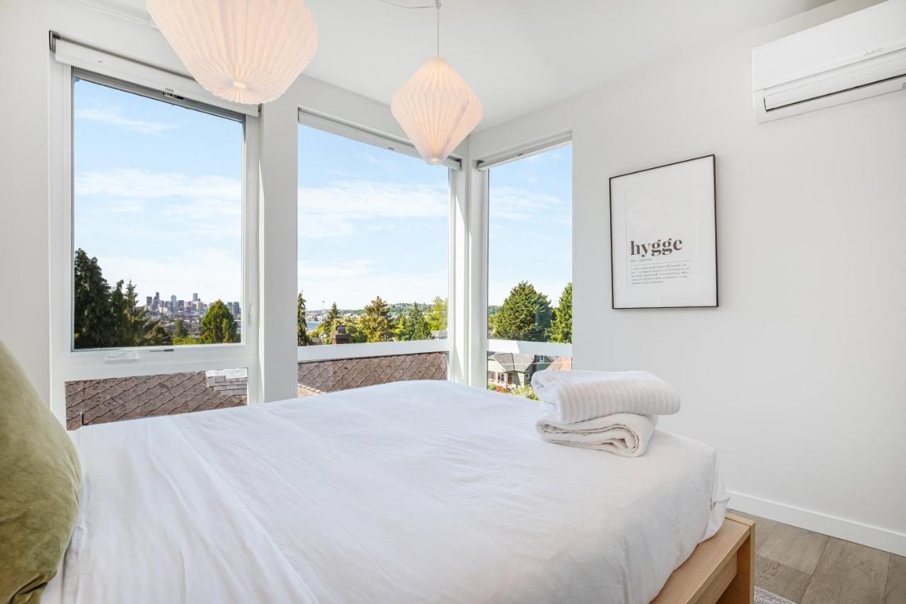 Rooftop Patio With Waterview, Private Garden & Grill 3Br 3Ba- Modern Cityscape Seattle Ngoại thất bức ảnh