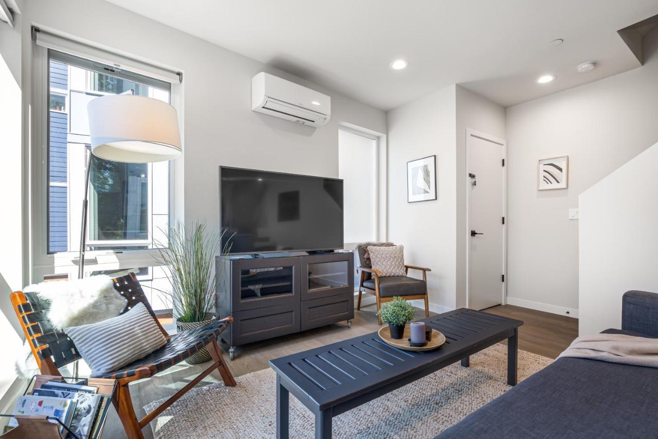 Rooftop Patio With Waterview, Private Garden & Grill 3Br 3Ba- Modern Cityscape Seattle Ngoại thất bức ảnh