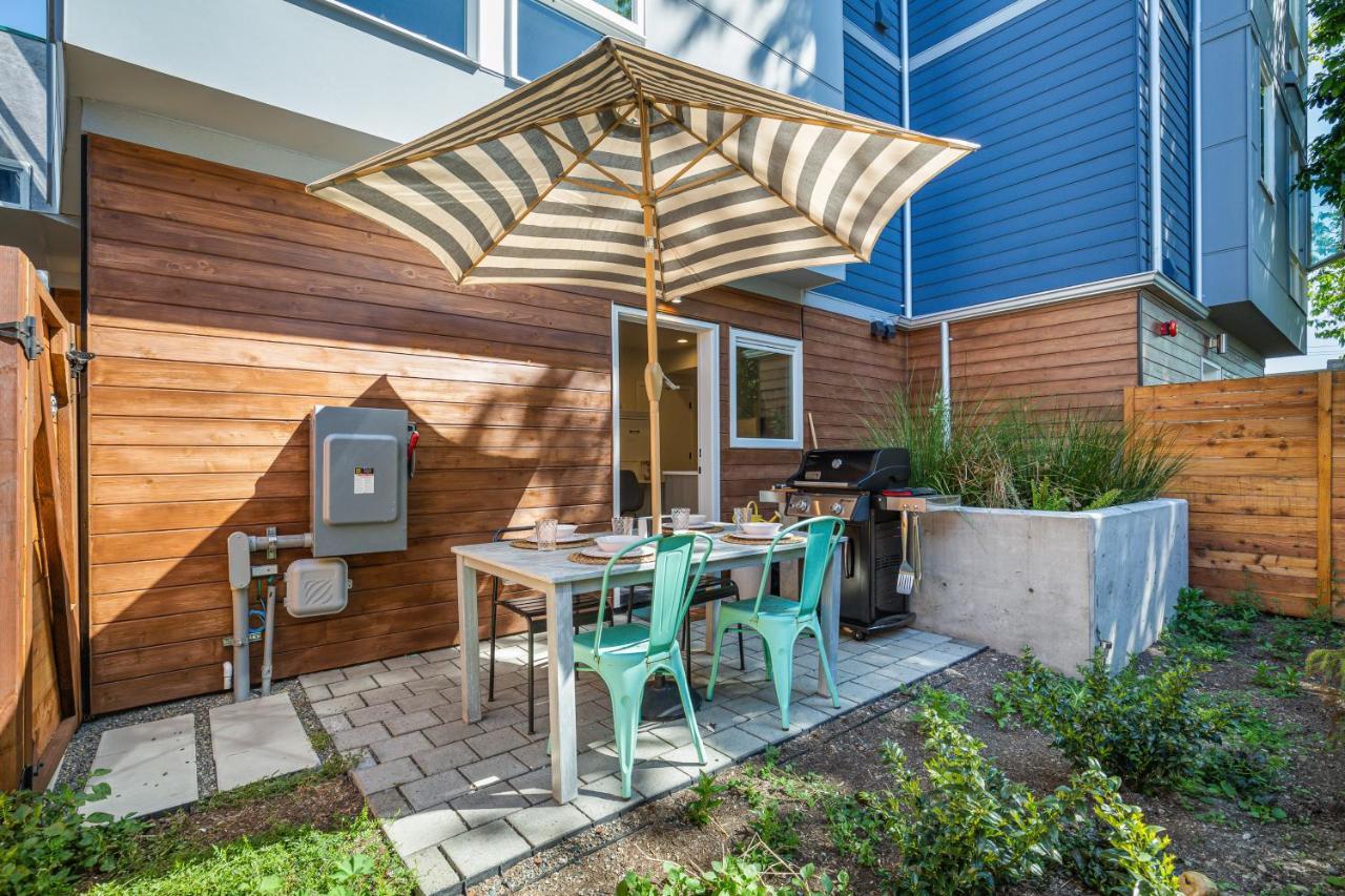 Rooftop Patio With Waterview, Private Garden & Grill 3Br 3Ba- Modern Cityscape Seattle Ngoại thất bức ảnh