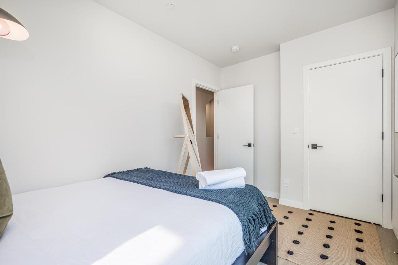 Rooftop Patio With Waterview, Private Garden & Grill 3Br 3Ba- Modern Cityscape Seattle Ngoại thất bức ảnh